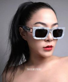 Picture of OFF White Sunglasses _SKUfw52367015fw
